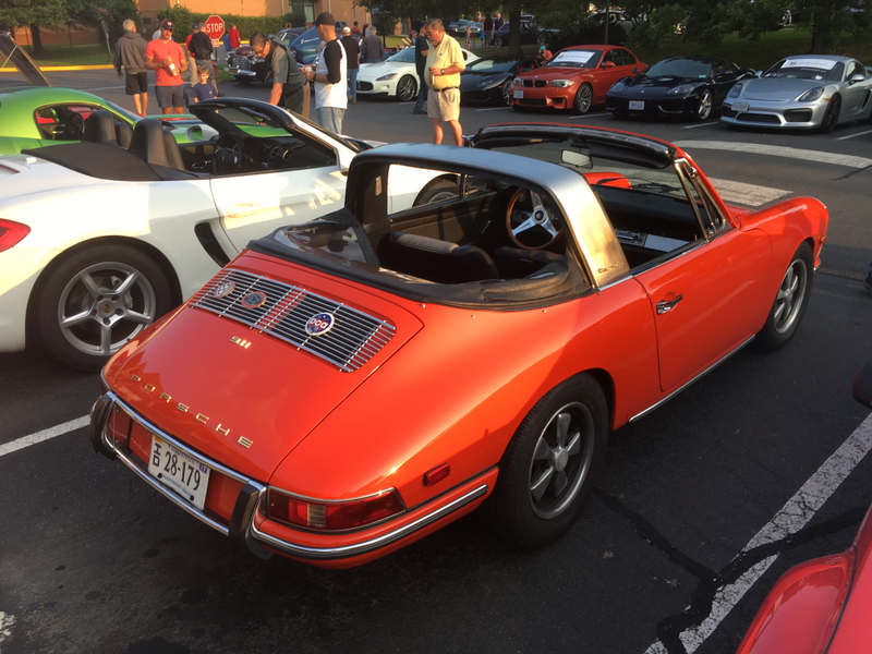 Illustration for article titled Katie's Cars & Coffee Photo Dump (with not very good photos)
